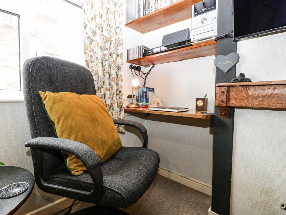 Cariad Cottage ラドロー エクステリア 写真